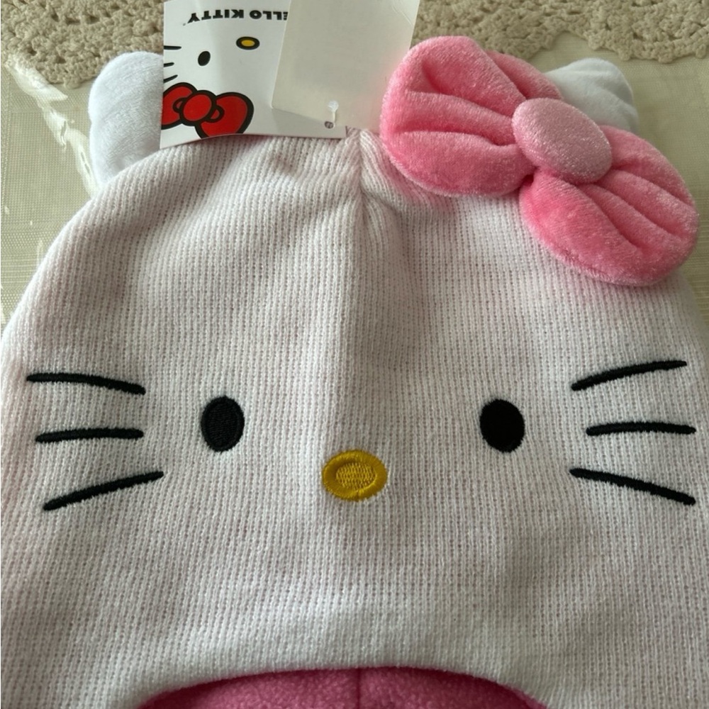 Hello Kitty Pink and White Knit Hat